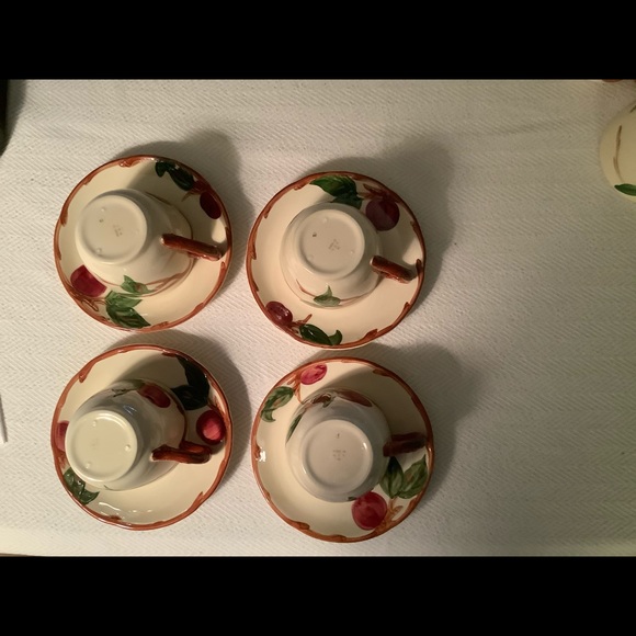 FRANCISCAN CUP & SAUCER 4 APPLE DESIGN - Picture 3 of 4